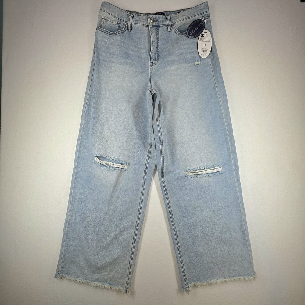 Scoop Women Light Wash Distressed Wide Leg Crop Jeans Size 12 Frayed Hem Ripped